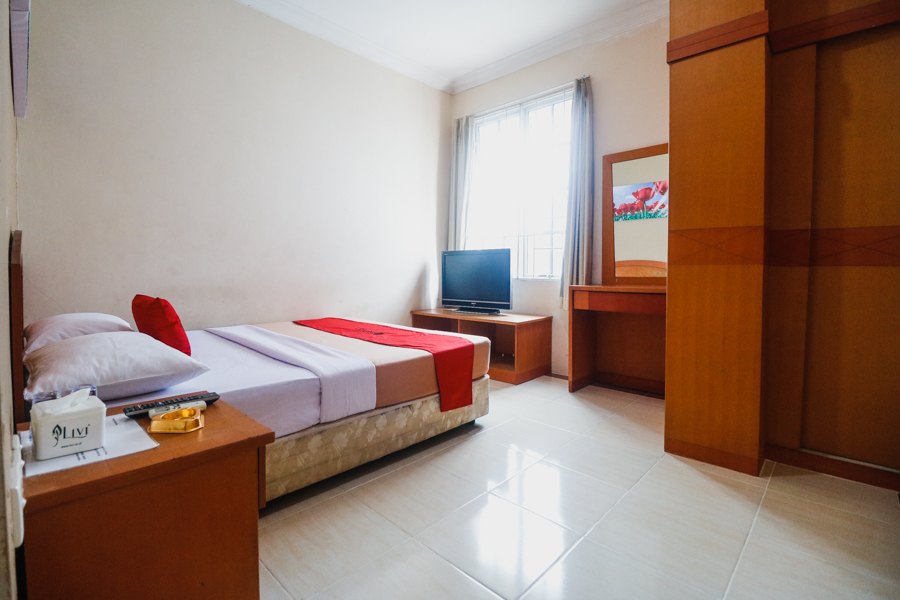 RedDoorz Near Nagoya Hill Batam 2