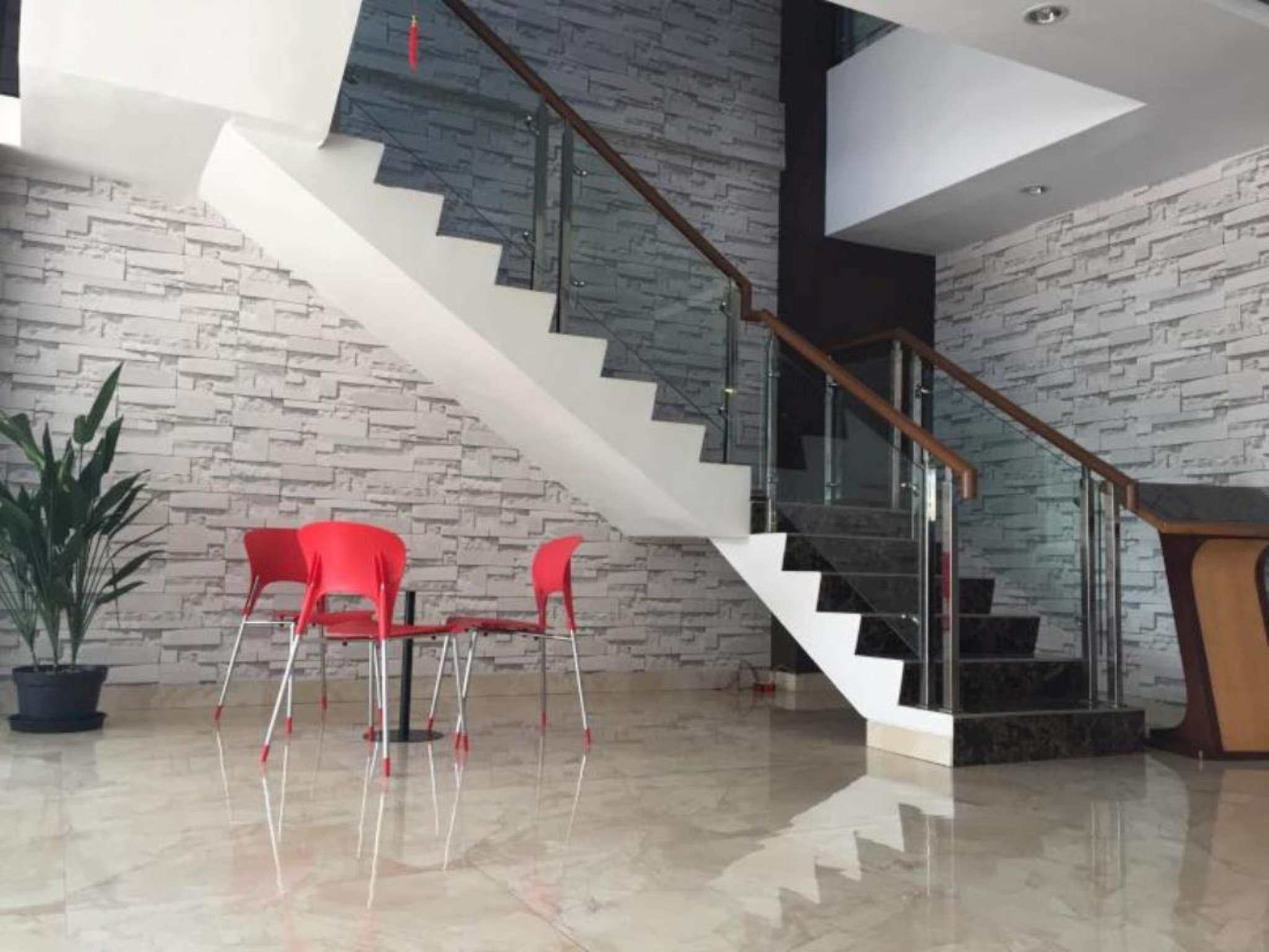 Redlink Hotel