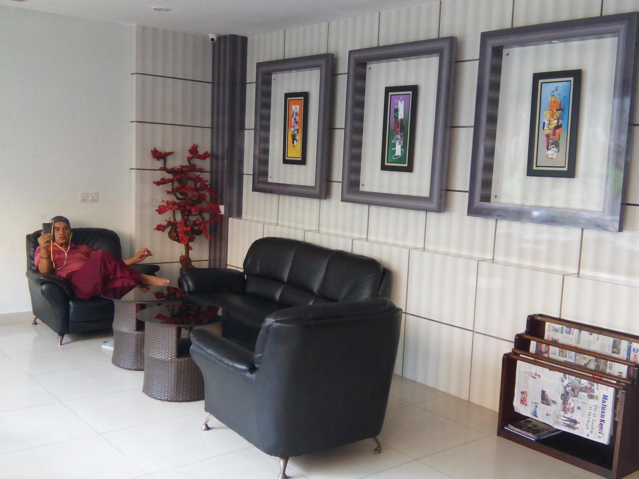 Romance Hotel