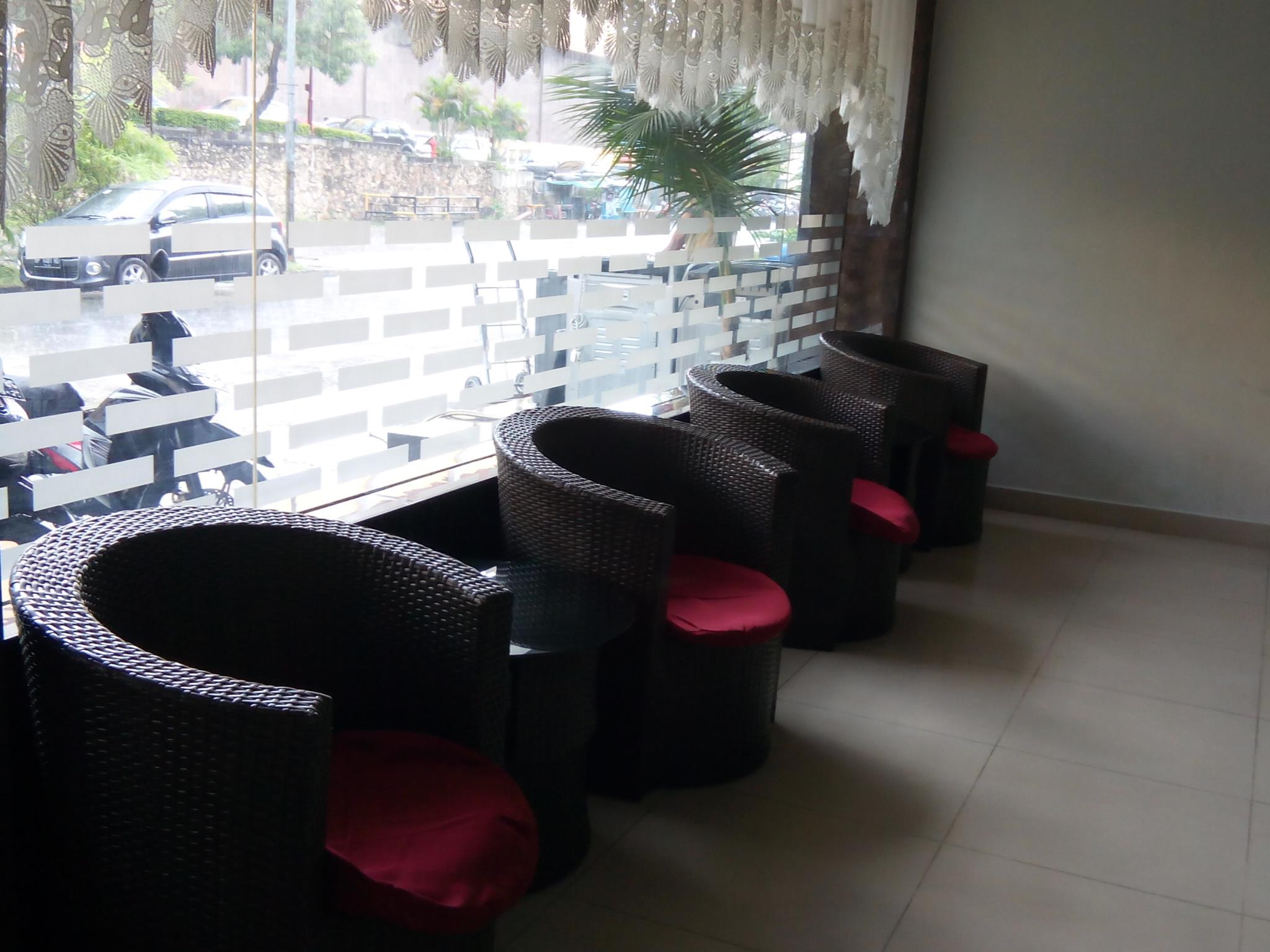 Romance Hotel