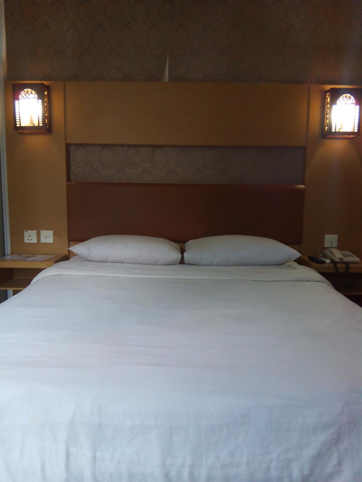 Romance Hotel