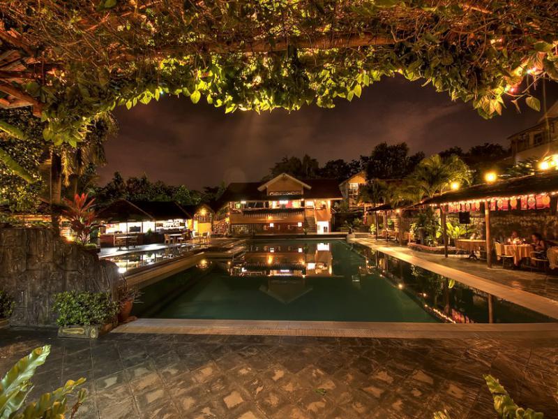 Smiling Hill Apartments & Guesthouse