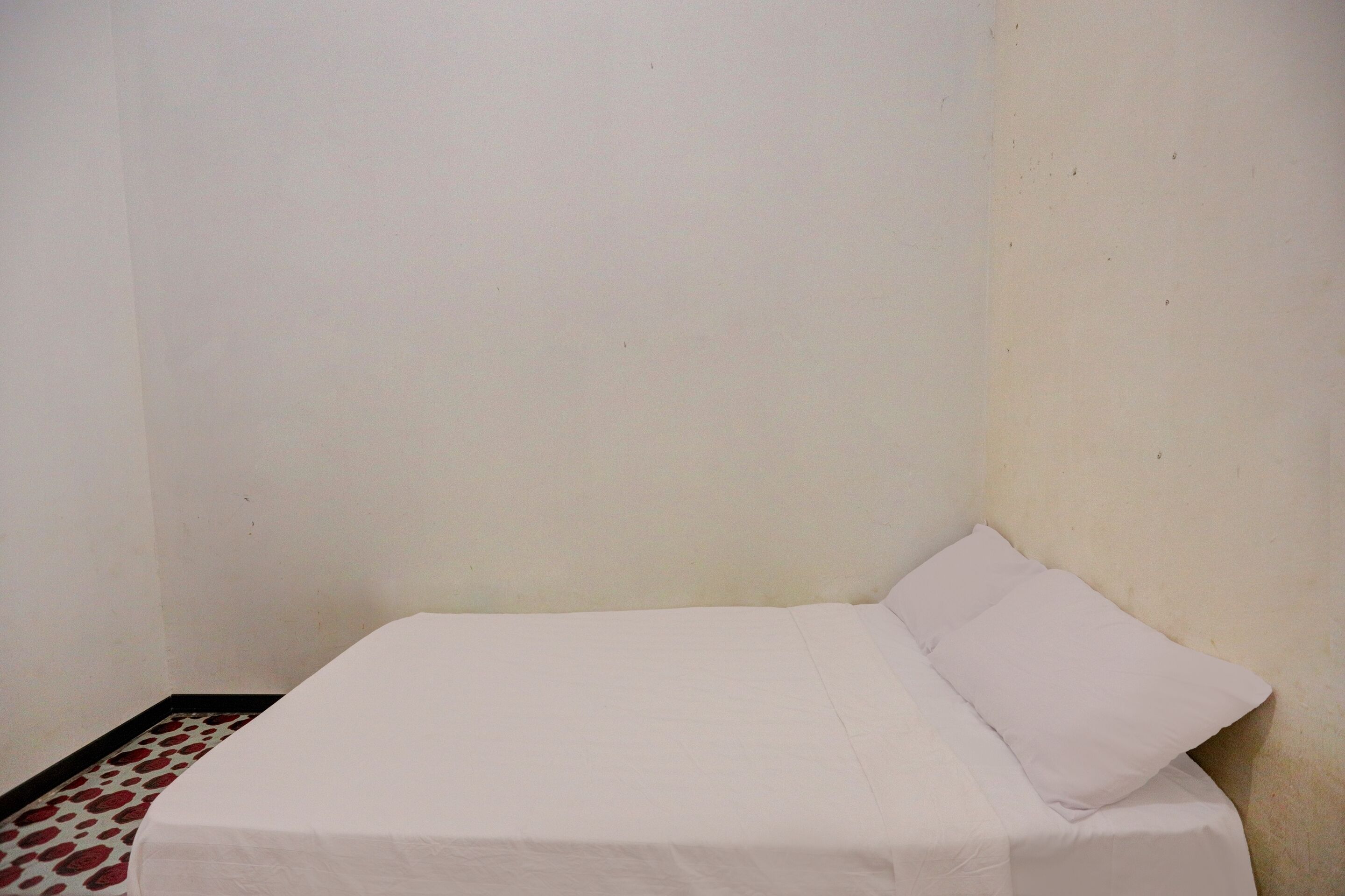 Spot On 92845 Josua Passing Stay