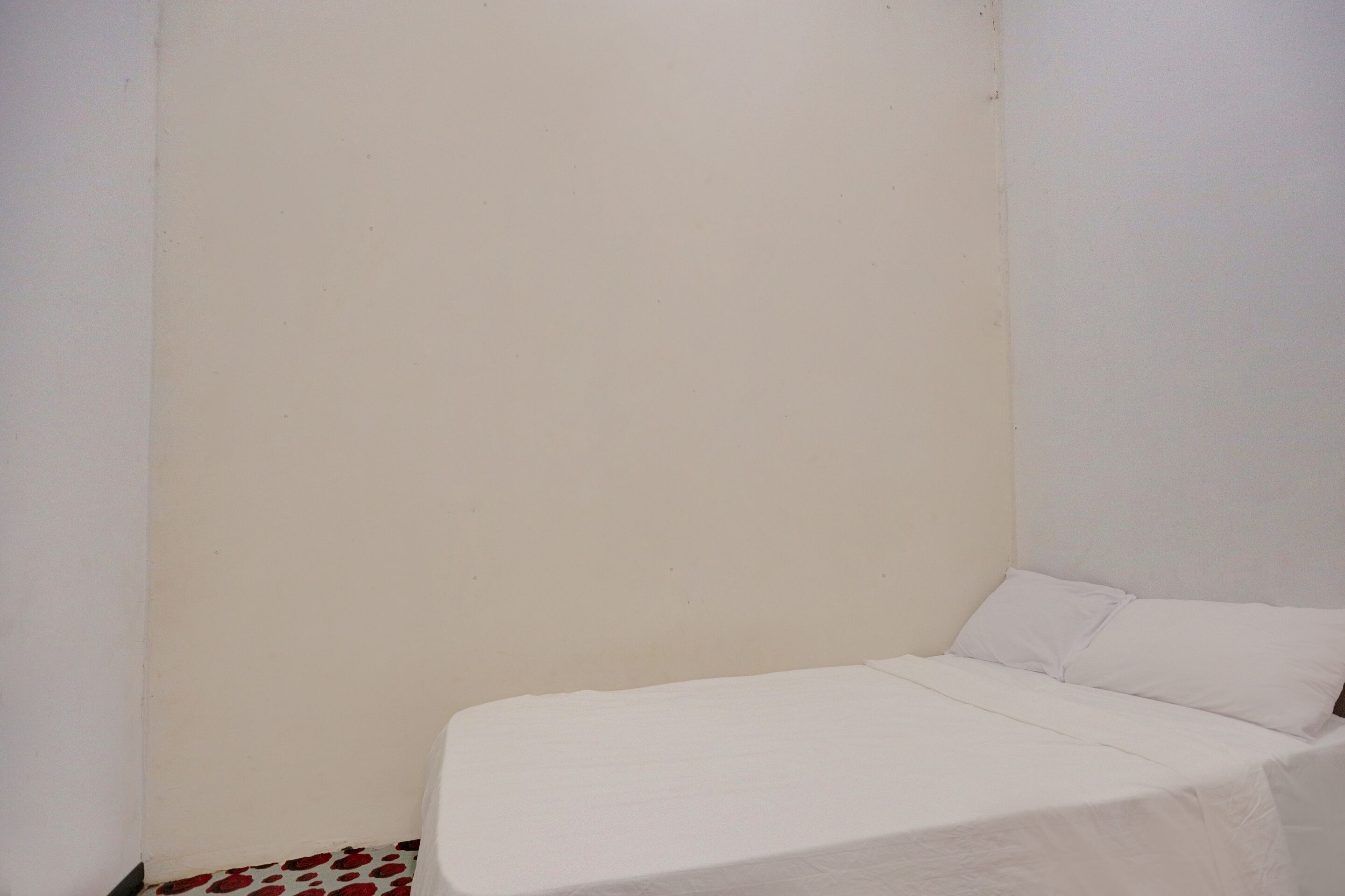 Spot On 92845 Josua Passing Stay