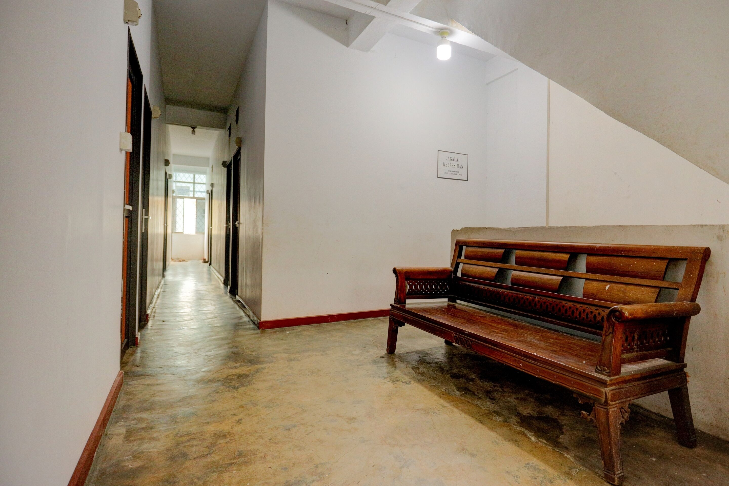 Spot On 92845 Josua Passing Stay