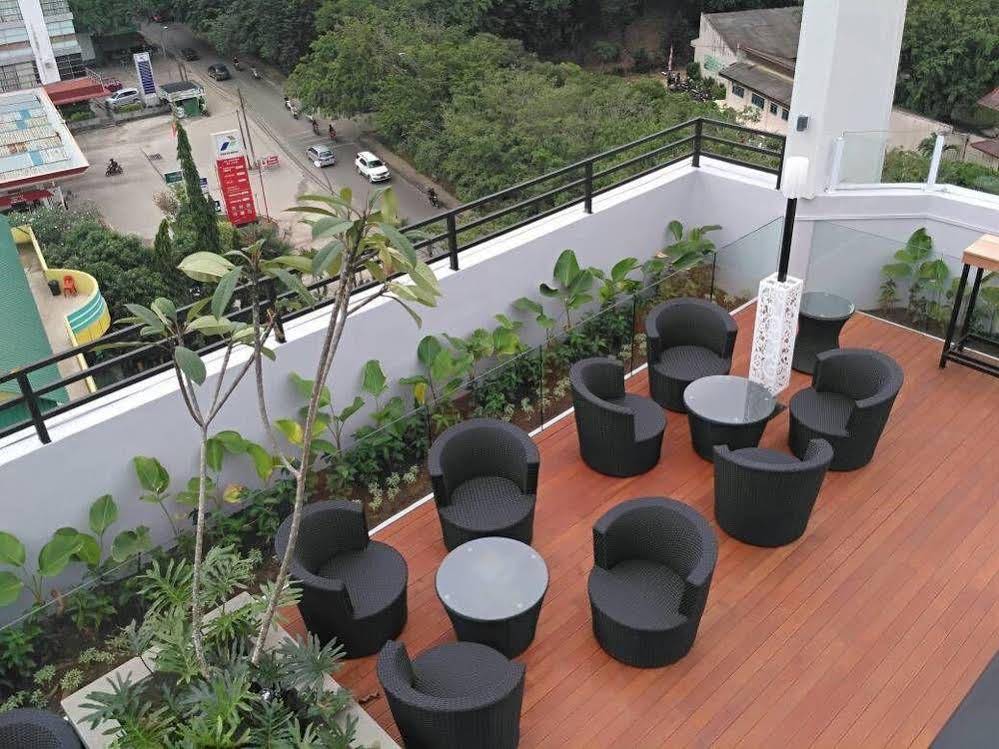 Asialink Easy by Prasanthi