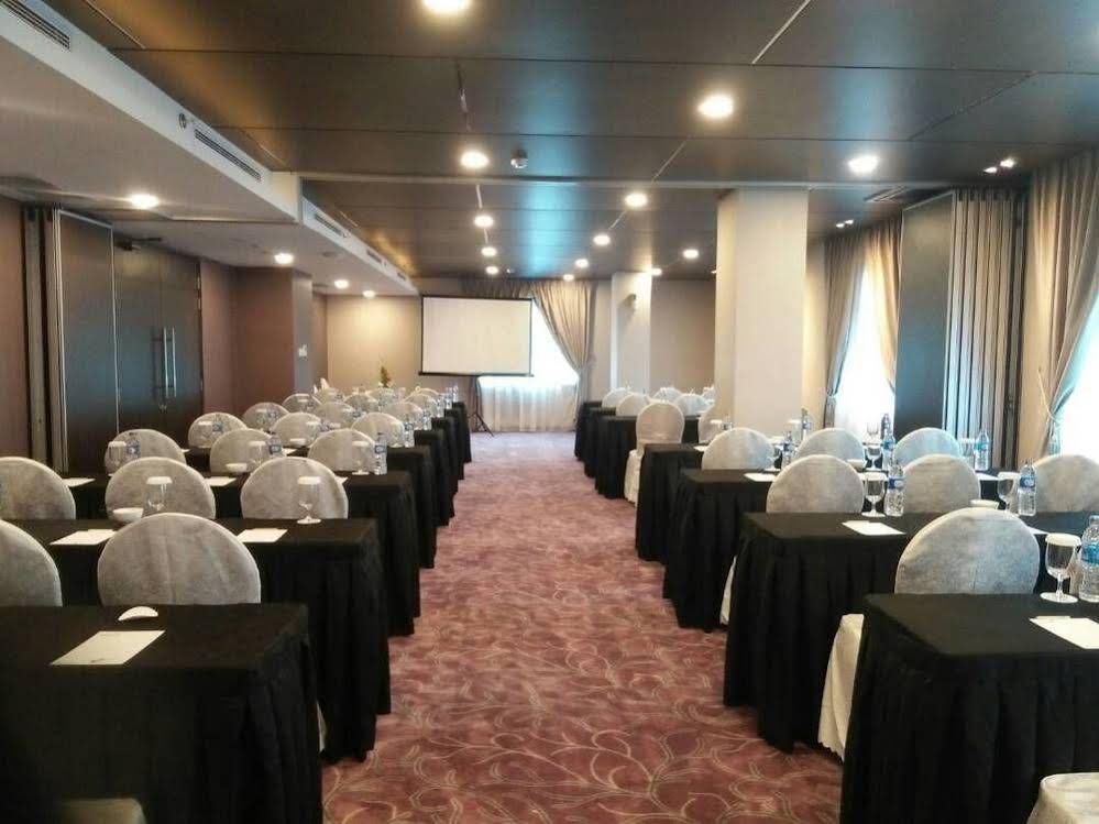 Asialink Easy by Prasanthi