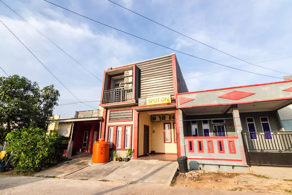 Zainab Homestay by OYO Rooms