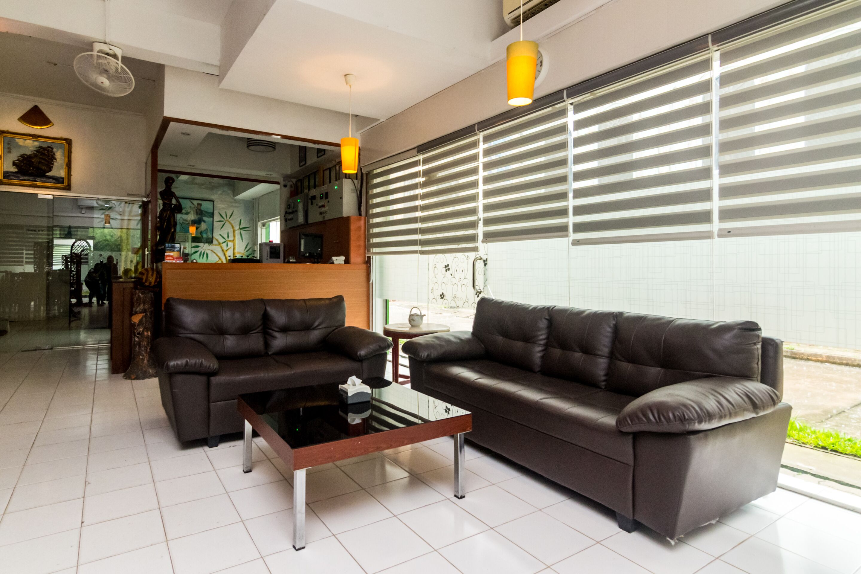 Zeke Hotel by OYO Rooms