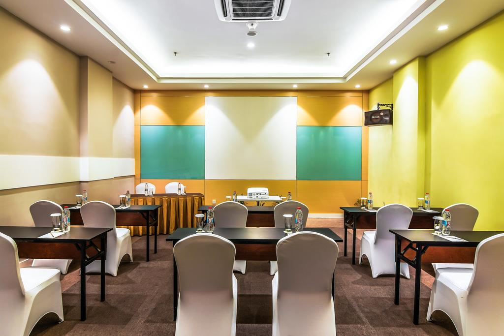 Zest Hotel Harbour Bay