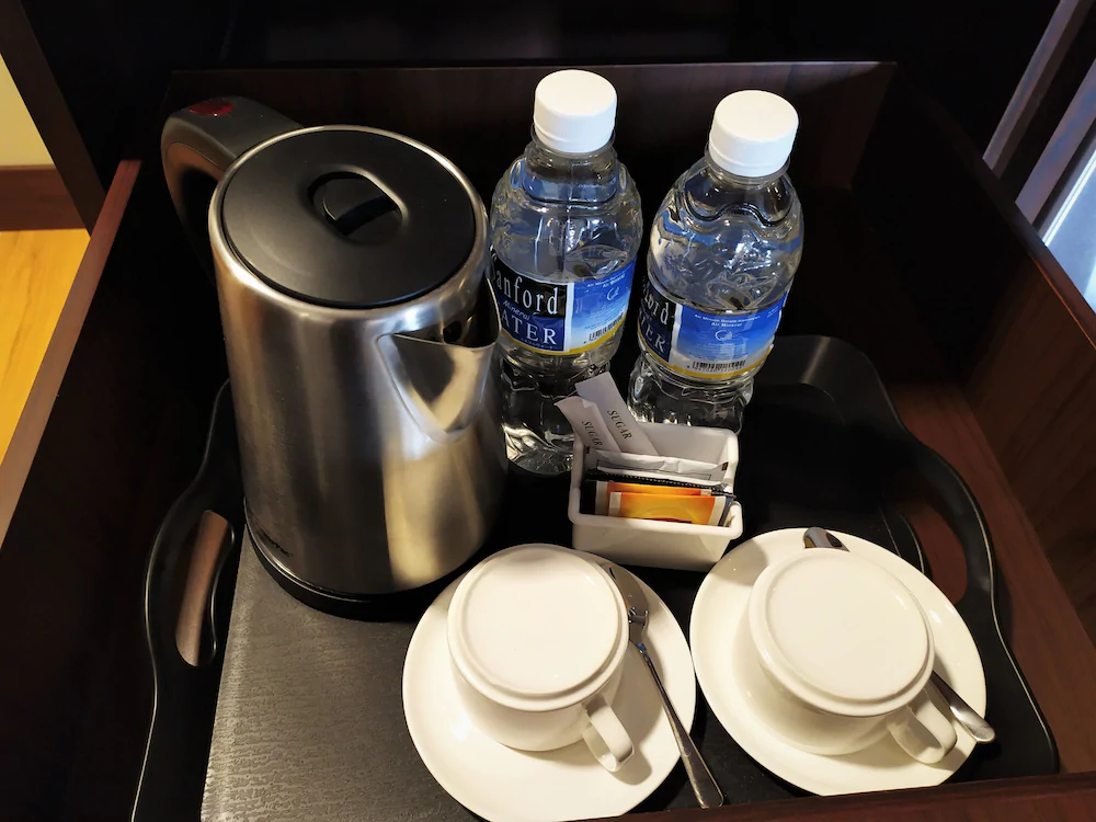 Doulos Phos The Ship Hotel