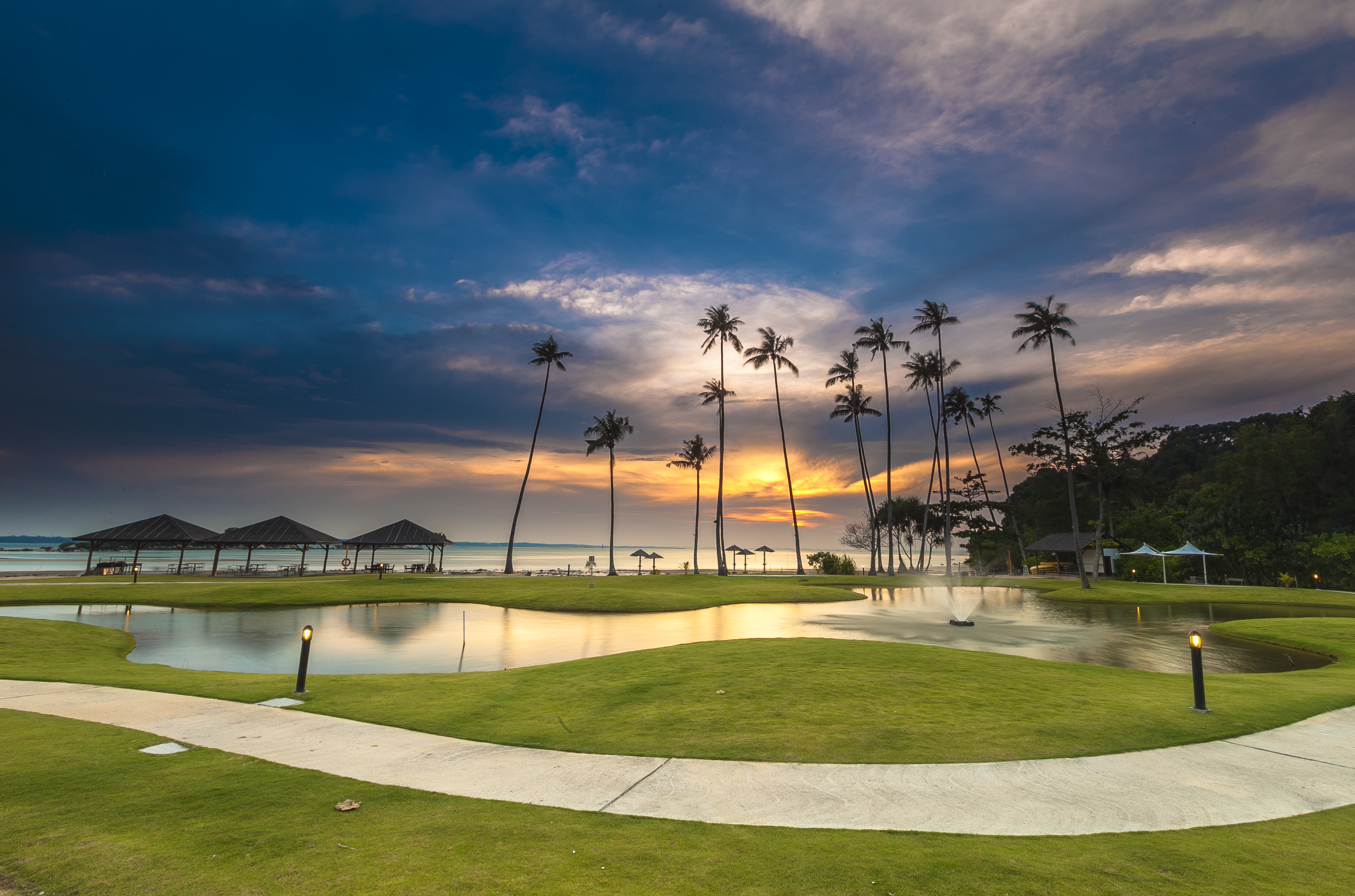 Indra Maya Pool Villas