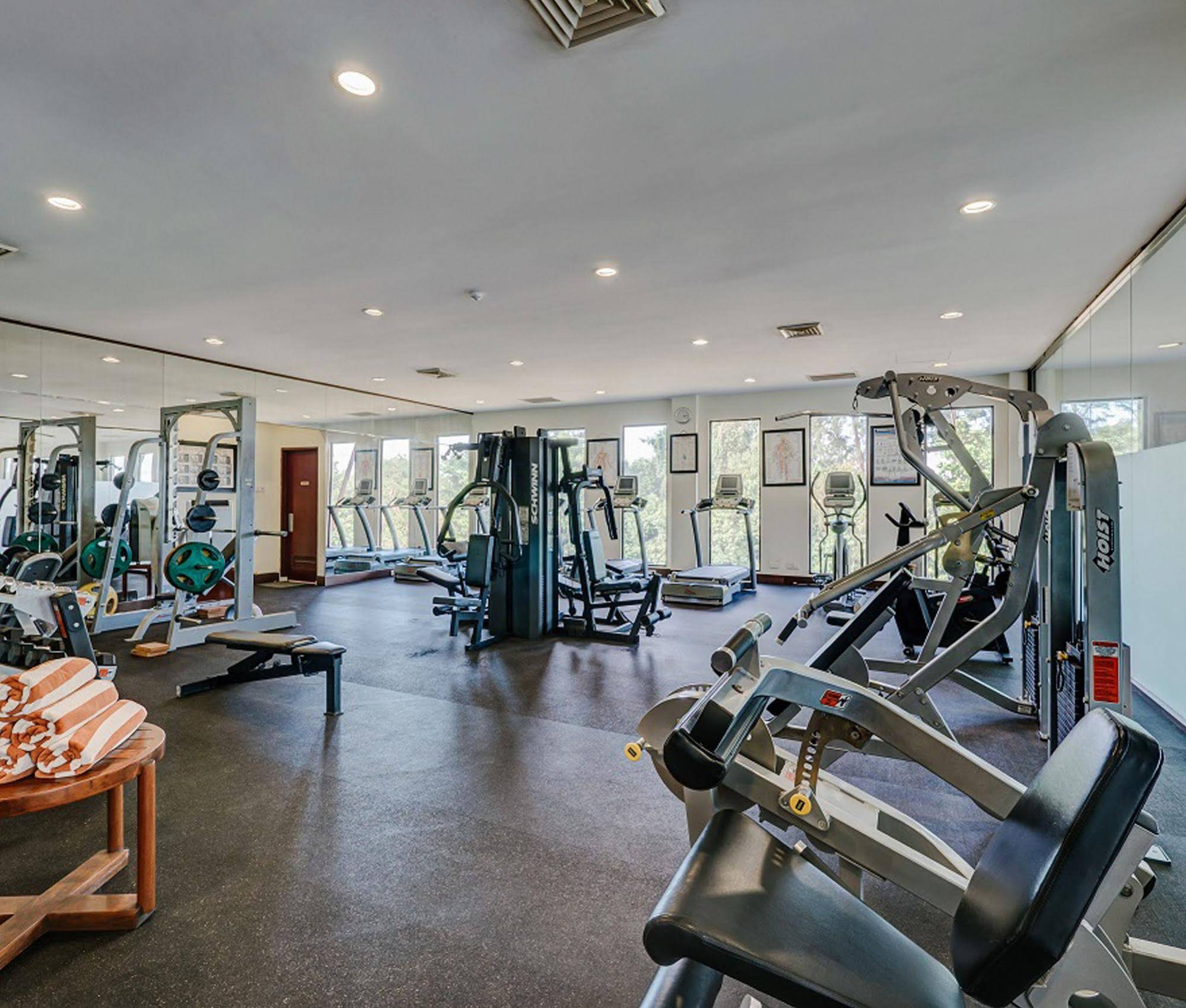 Indra Maya Pool Villas