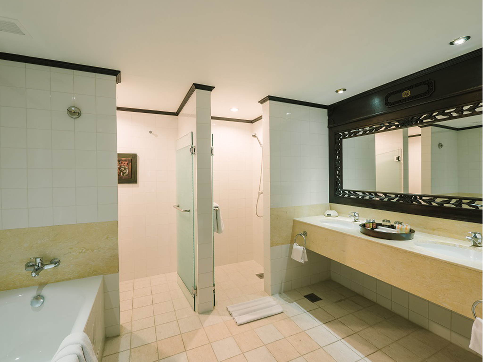 Nirwana Resort Hotel