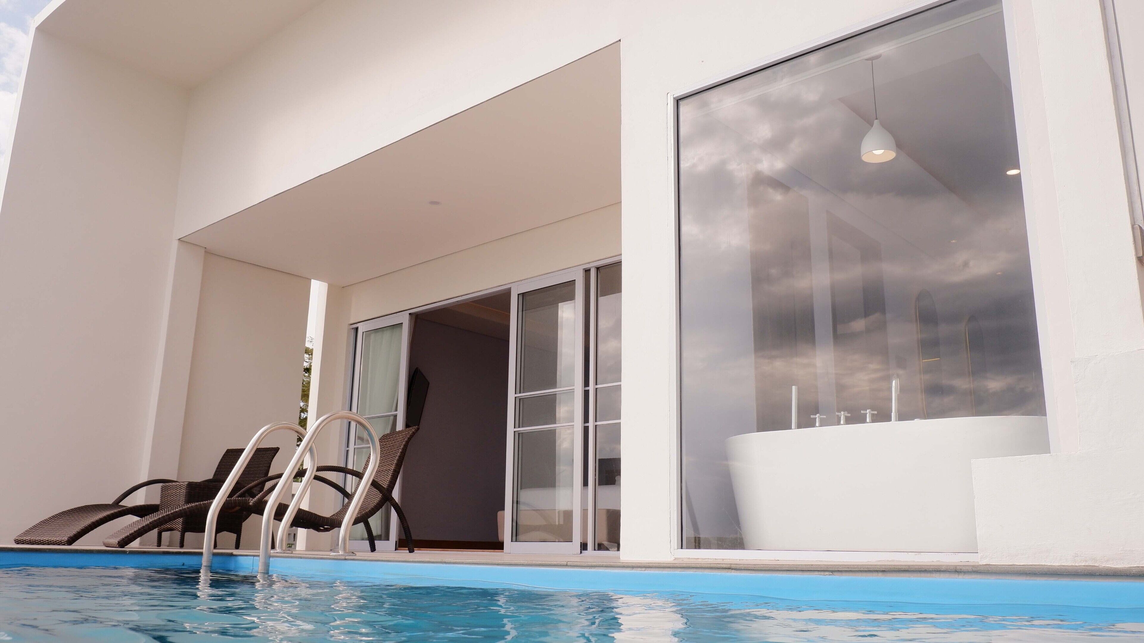 One Of A Kind Resort @Trikora Beach - Bintan