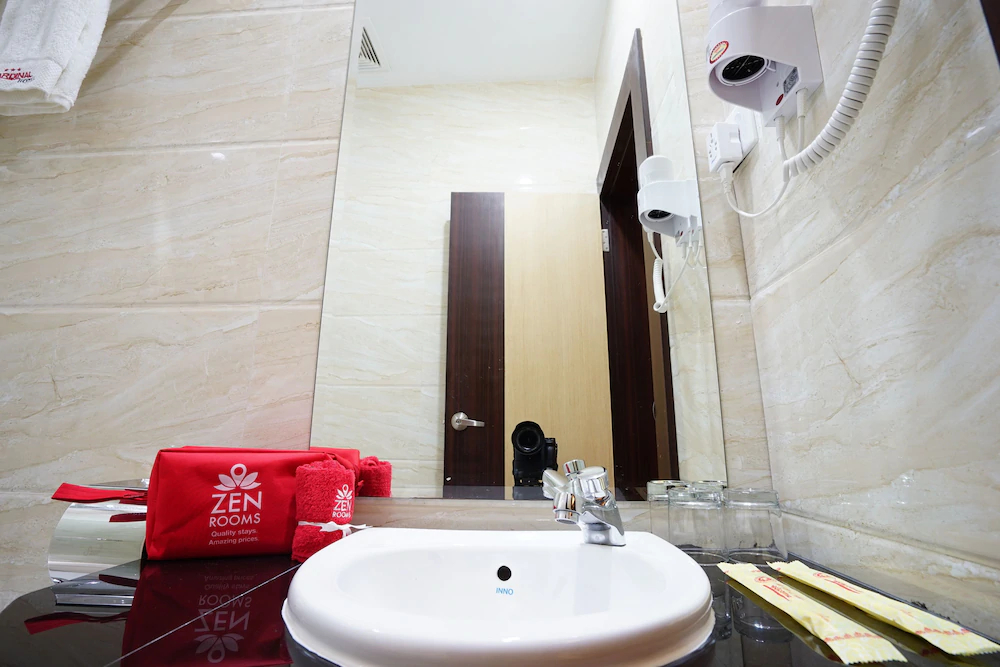 Cardinal Lucky Star Hotel