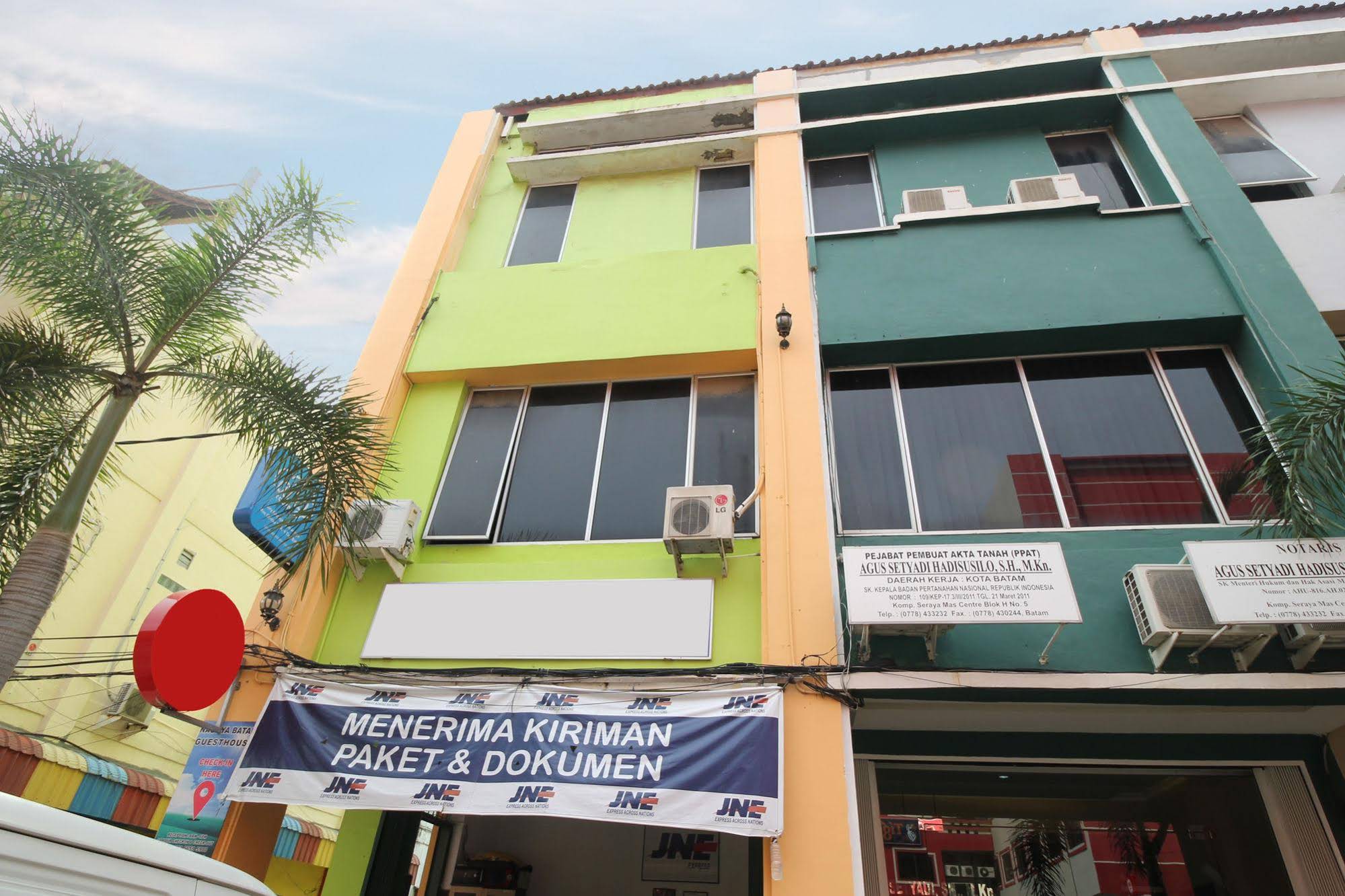 Nagoya Batam Guesthouse