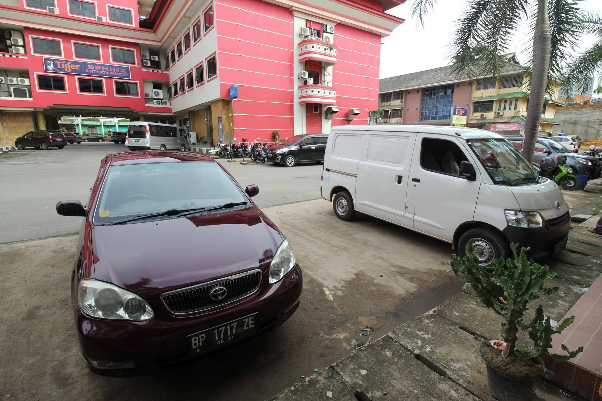 Nagoya Batam Guesthouse