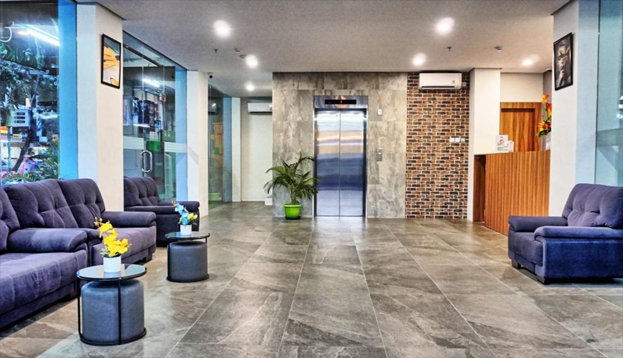 Parkside Sovrano Hotel Batam