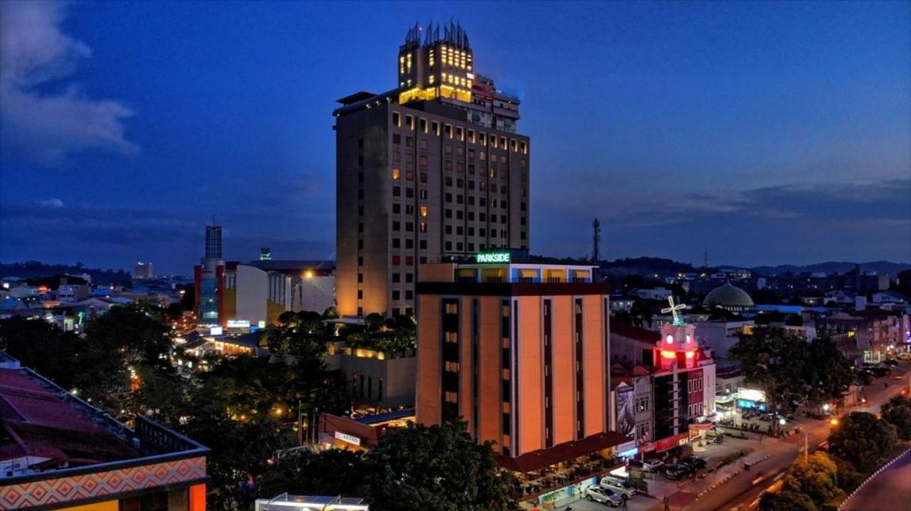 Parkside Sovrano Hotel Batam