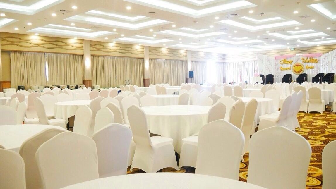 The Golden Bay Hotel