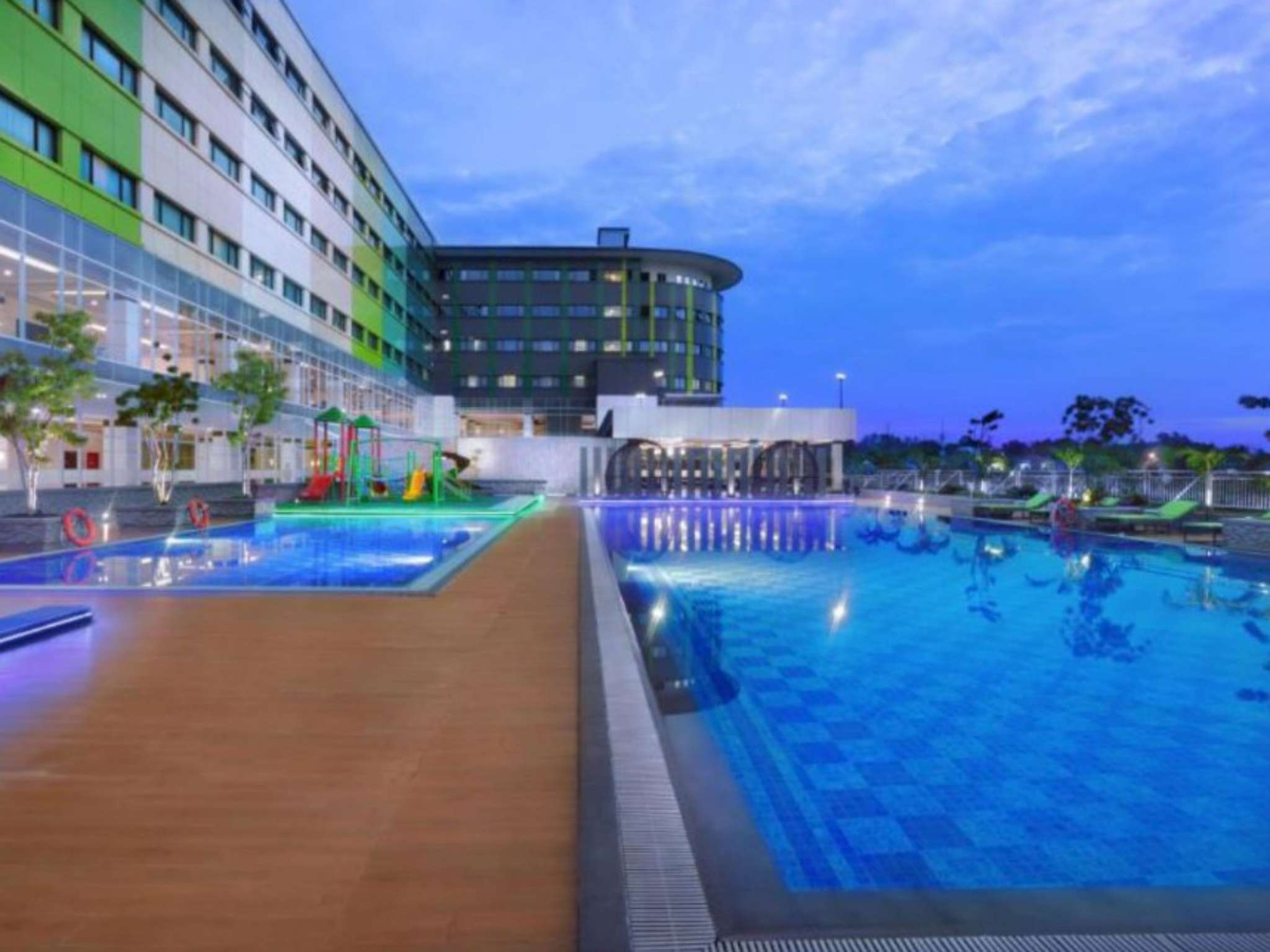 CK Tanjungpinang Hotel & Convention Centre