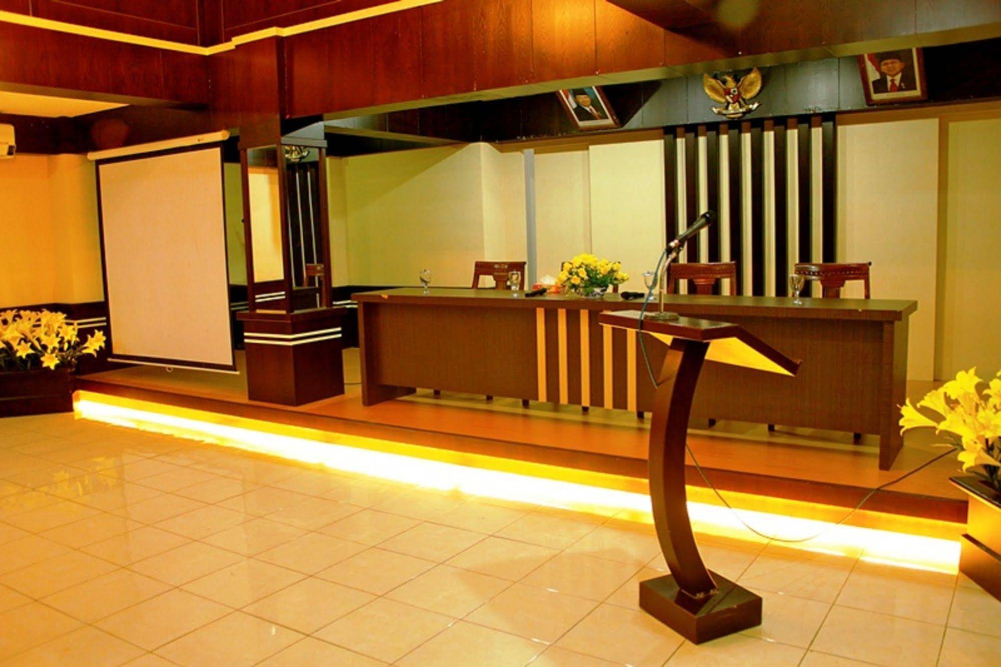 Hotel Sampurna Jaya