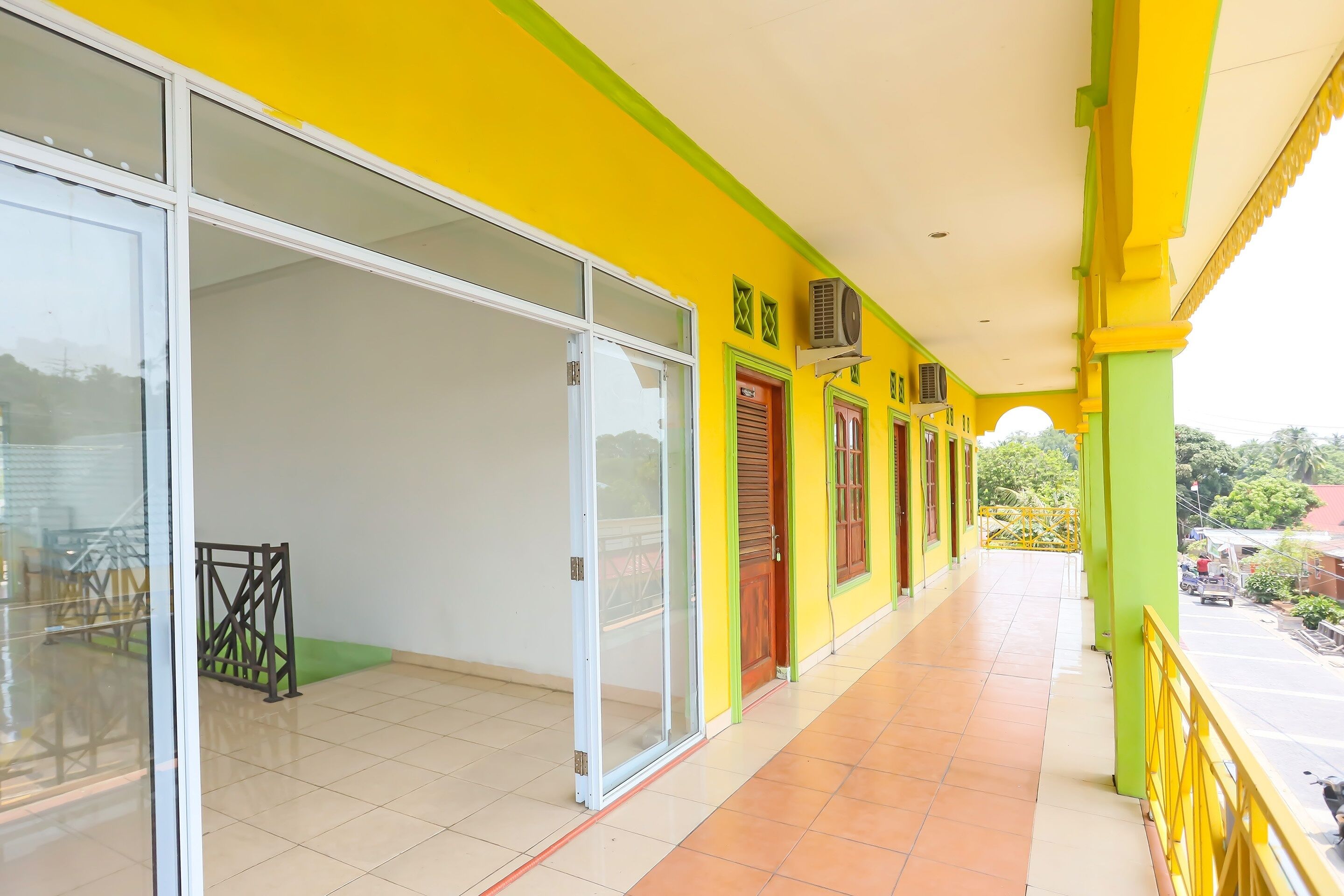 Penginapan Sulthan Penyengat Syariah by OYO