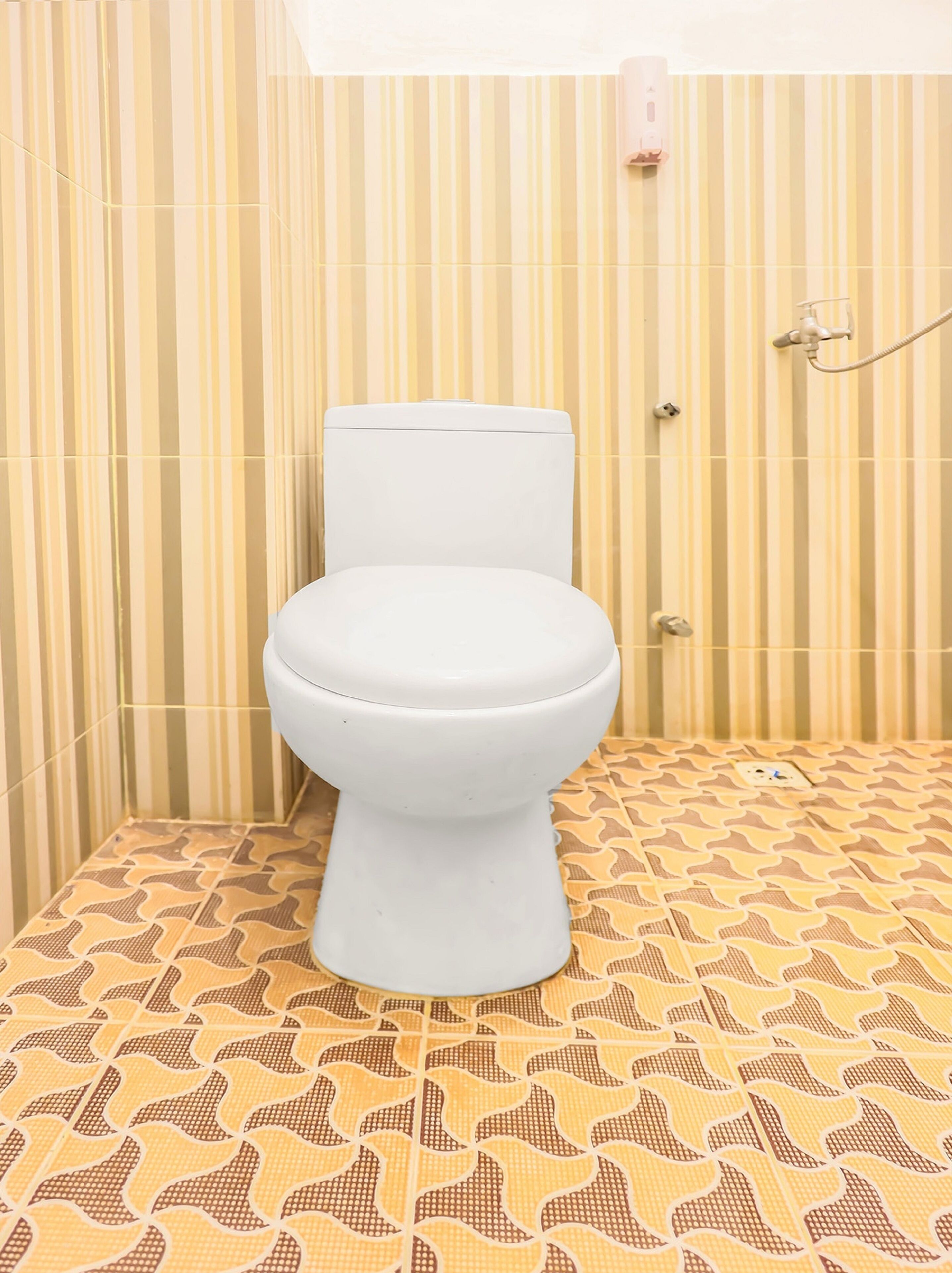 Penginapan Sulthan Penyengat Syariah by OYO