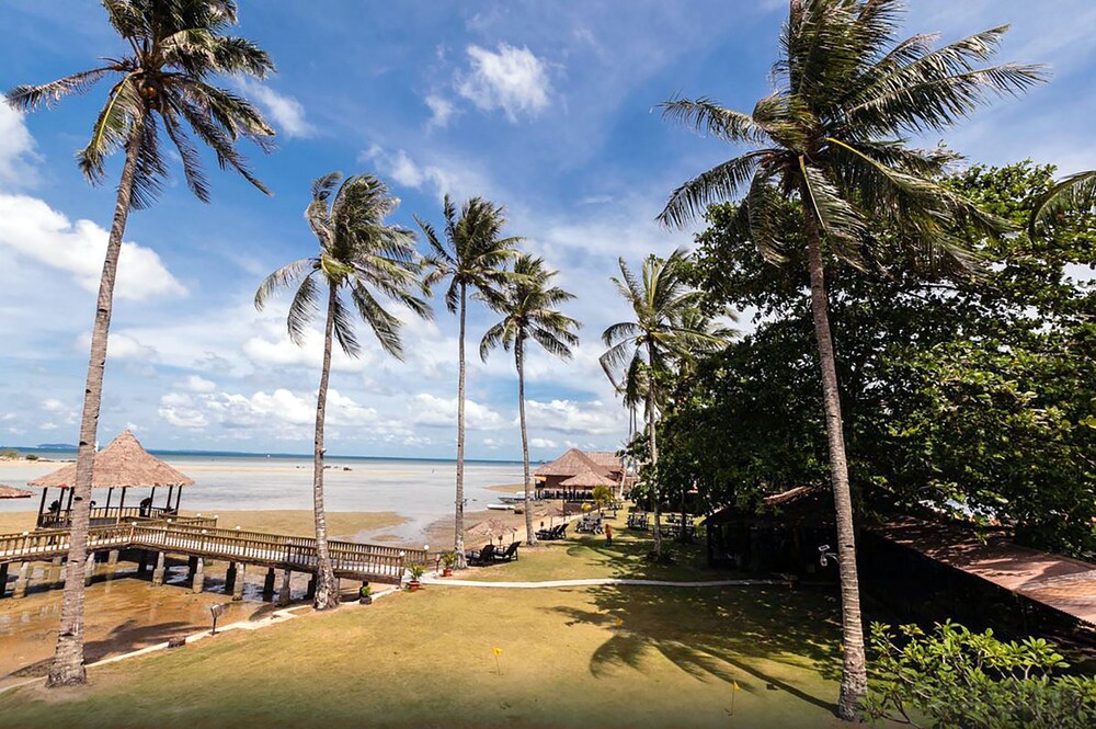 Bintan SpaVilla Beach Resort