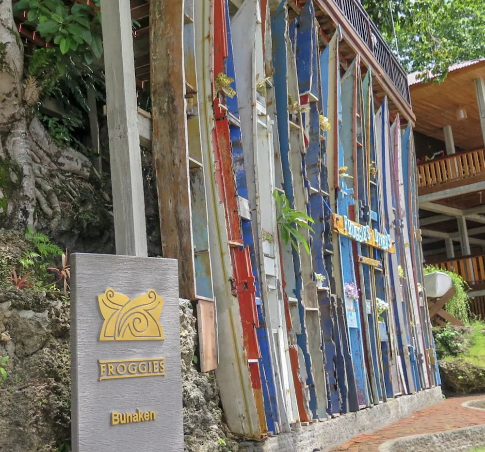 Froggies Bunaken