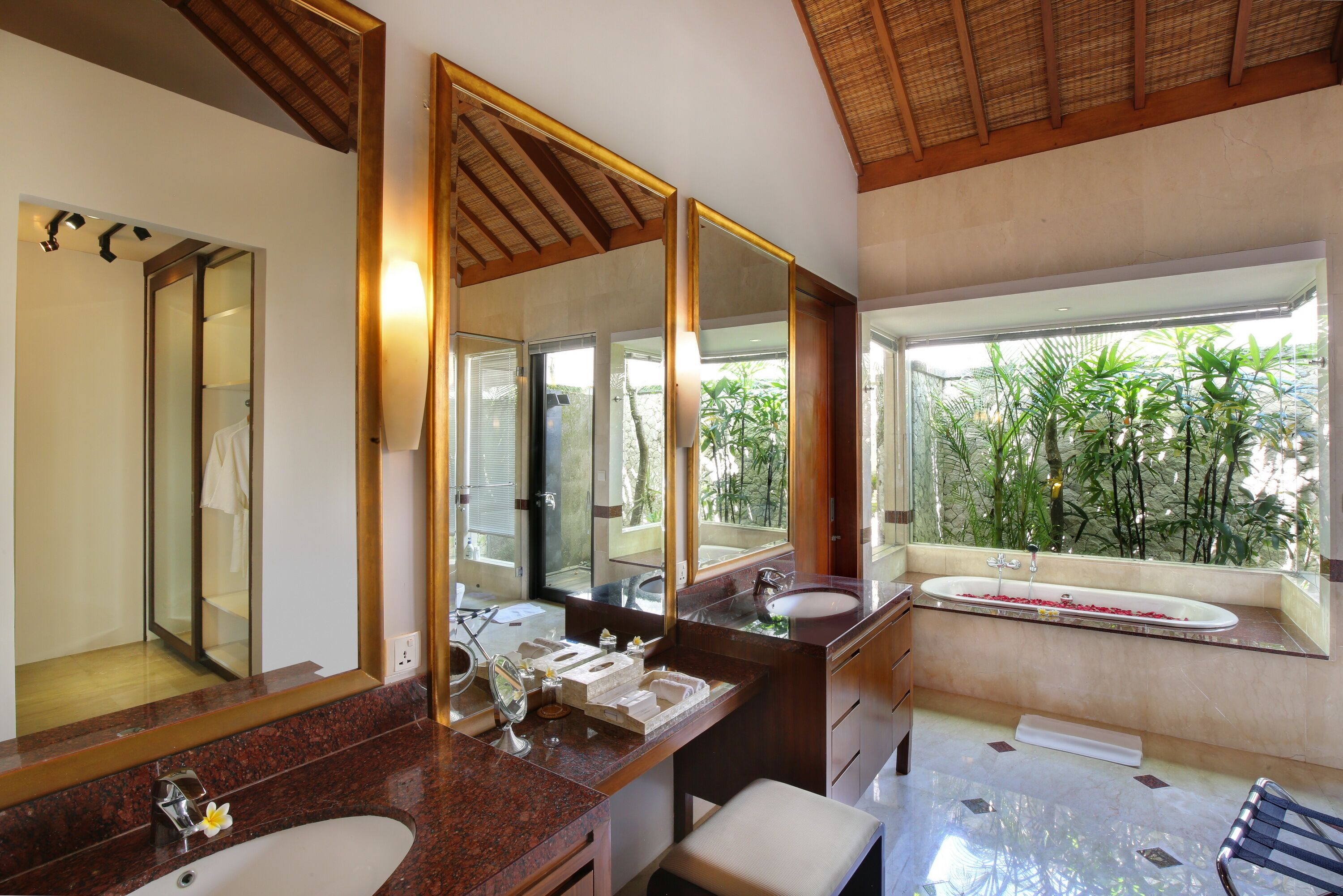 Karang Saujana Estate