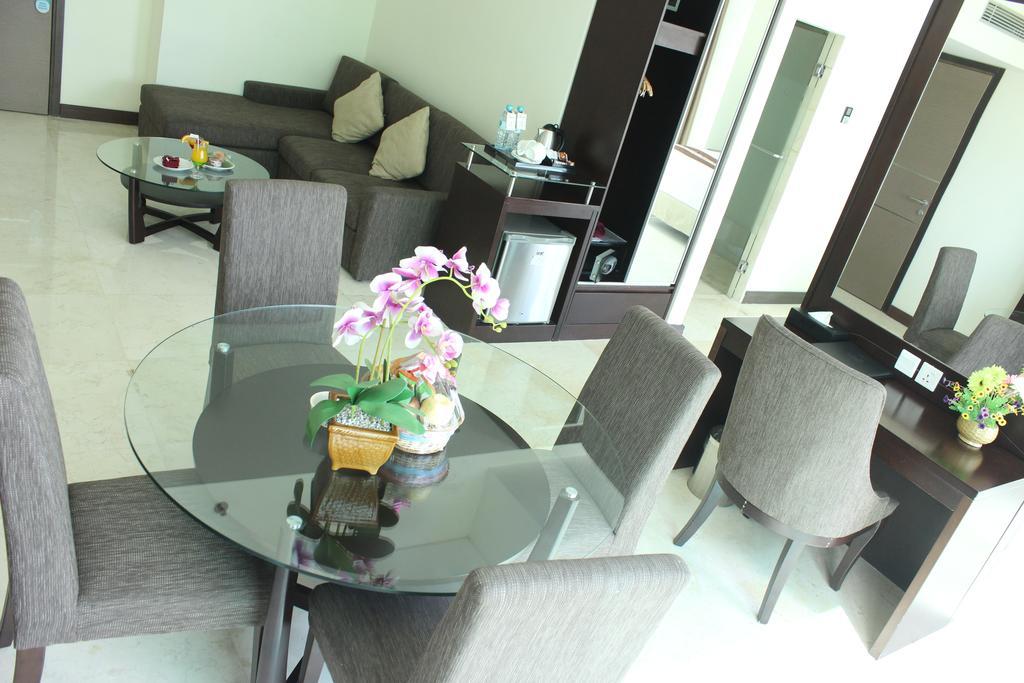 Grand Clarion Kendari
