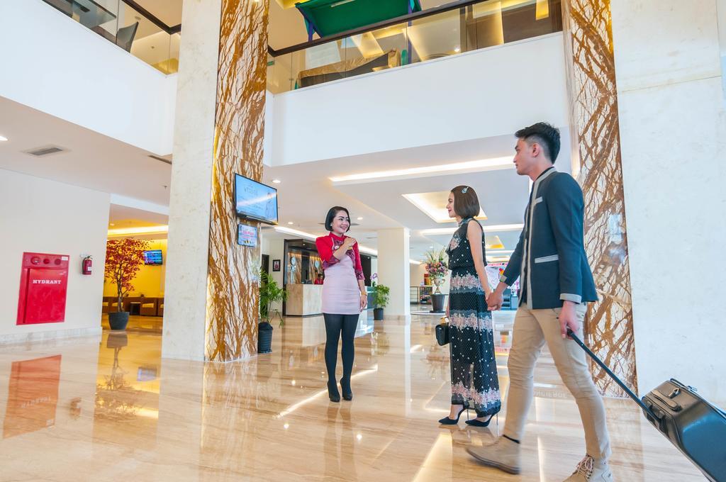 Grand Clarion Kendari