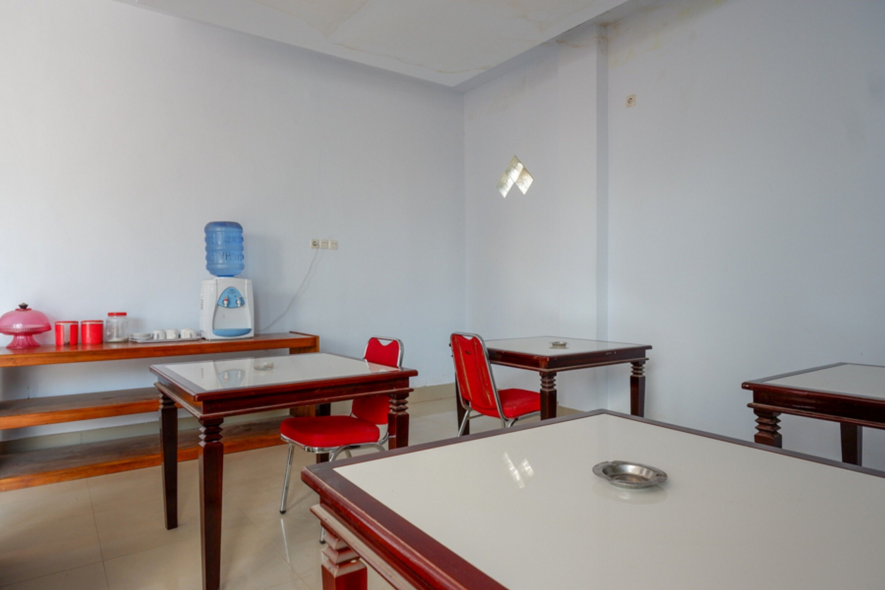 Hotel Viranza by RedDoorz