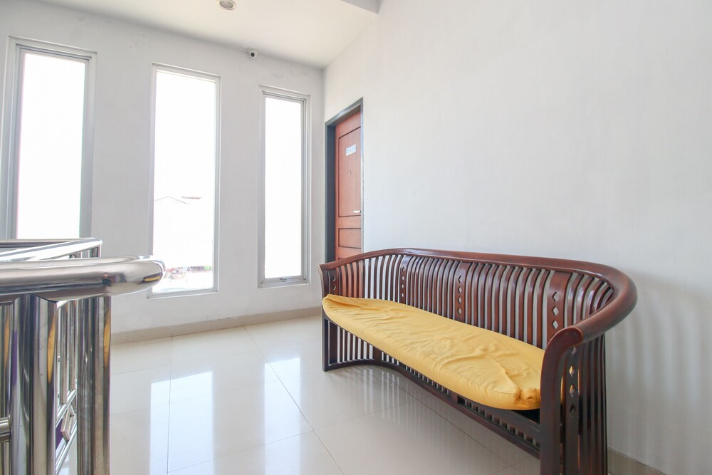 Liras Hotel by Airy Rooms