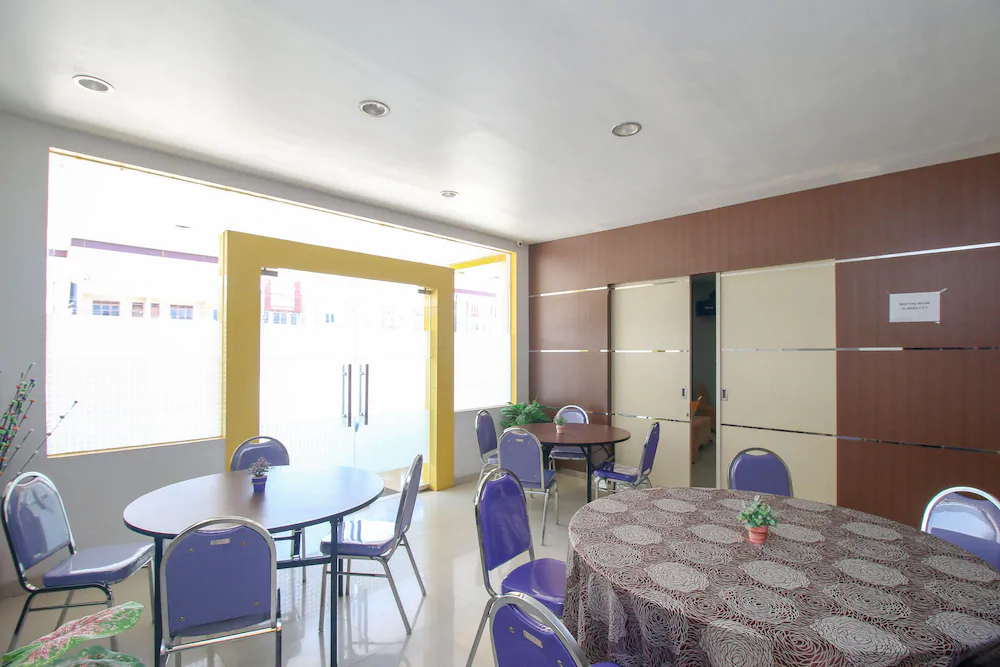 Liras Hotel by Airy Rooms
