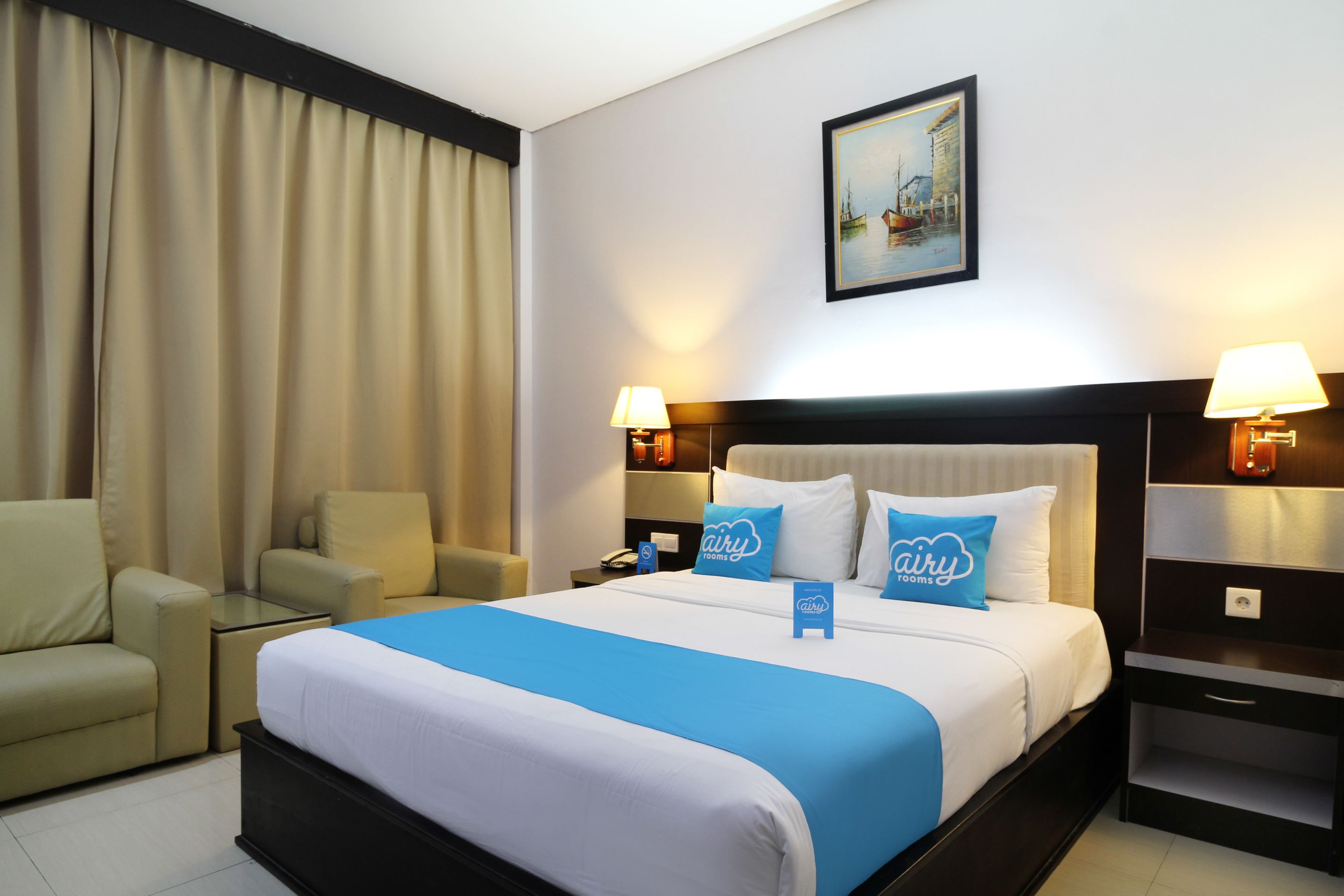 Zahra Syariah Hotel by Airy Rooms