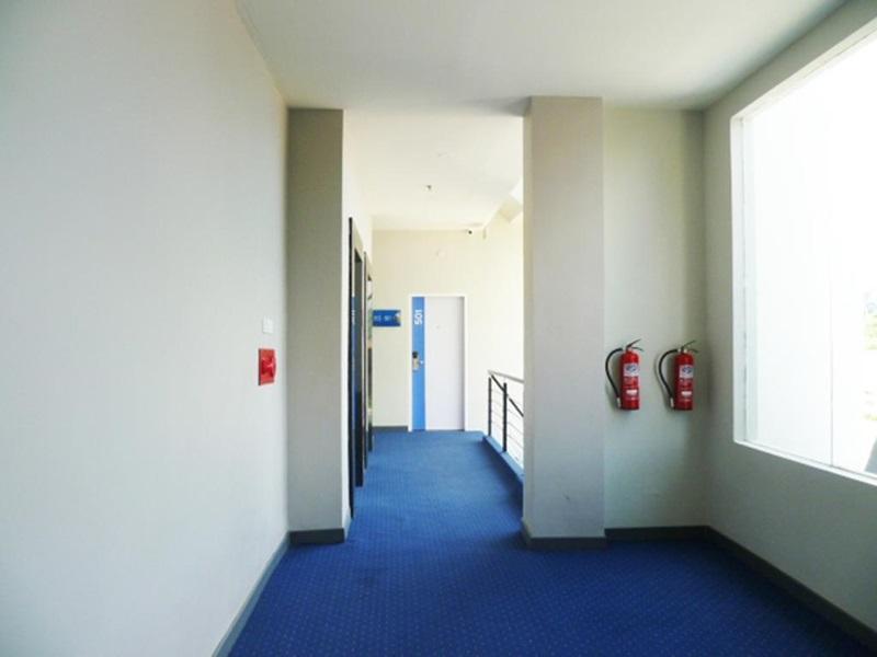 Zenith Hotel