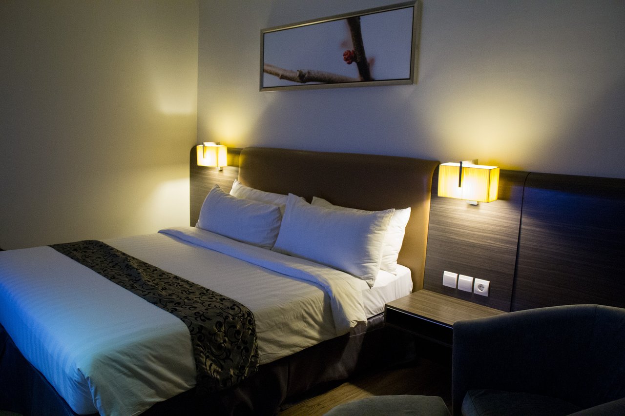 Estrella Hotel & Conference