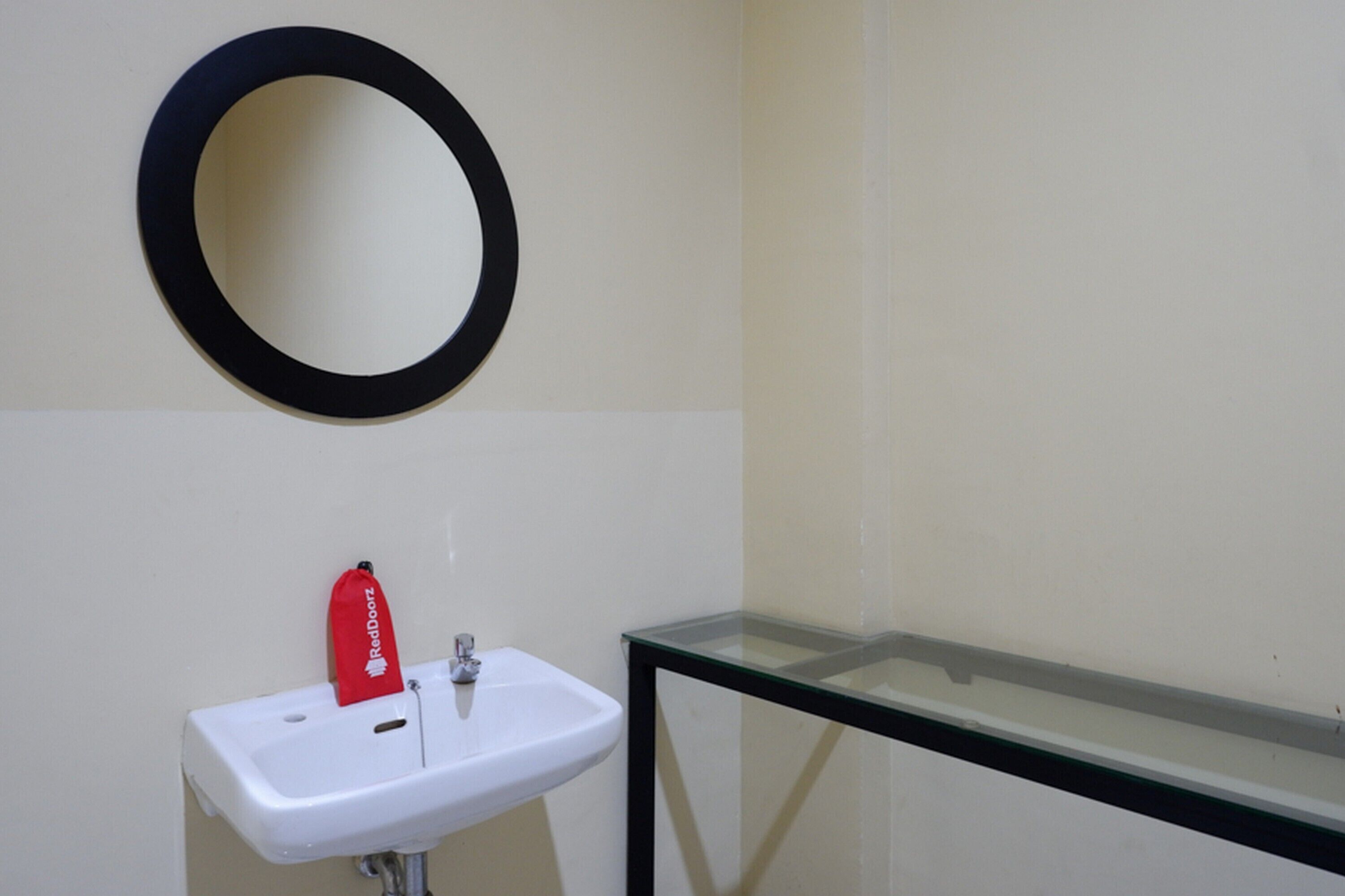G Hotel Luwuk by RedDoorz