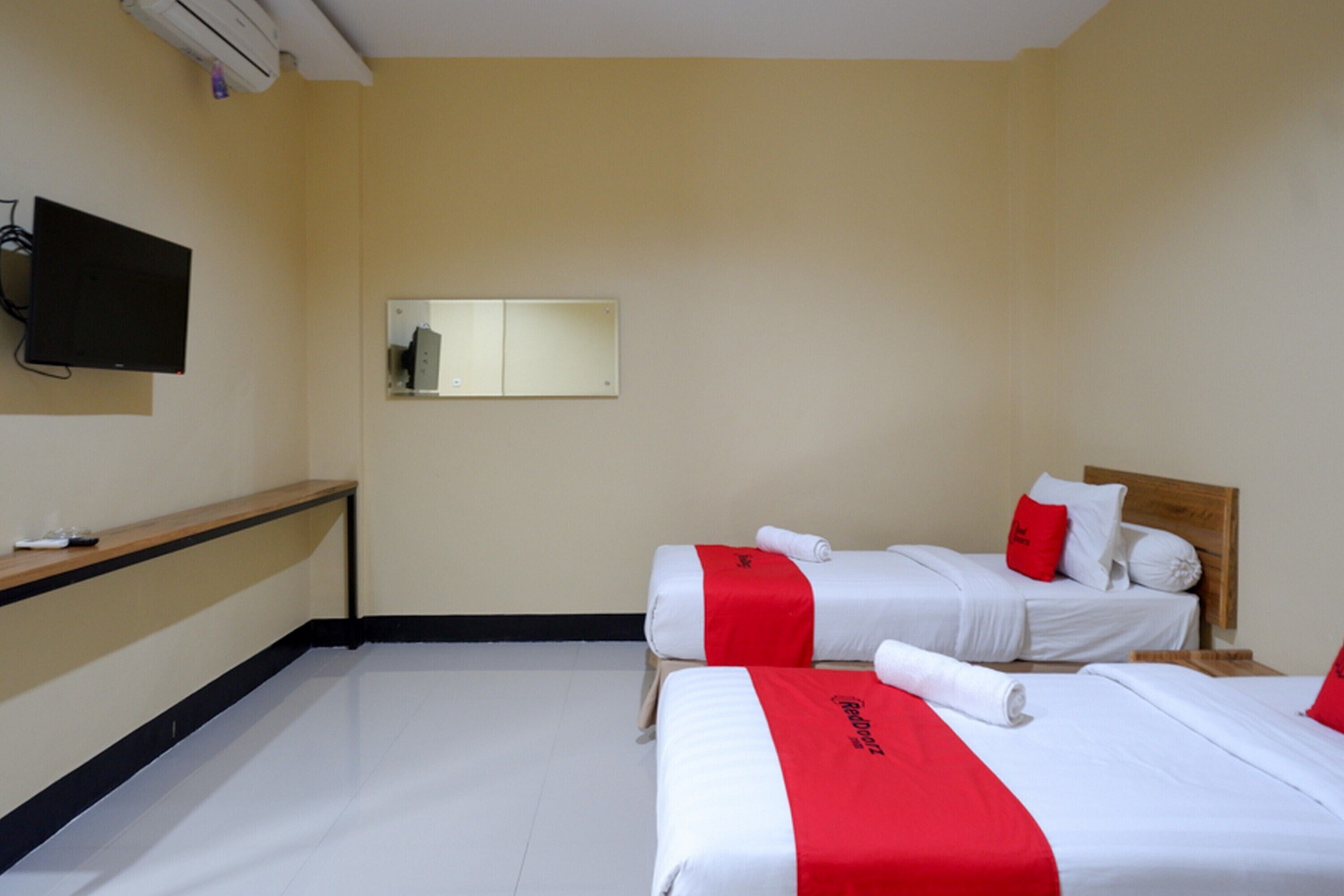 G Hotel Luwuk by RedDoorz