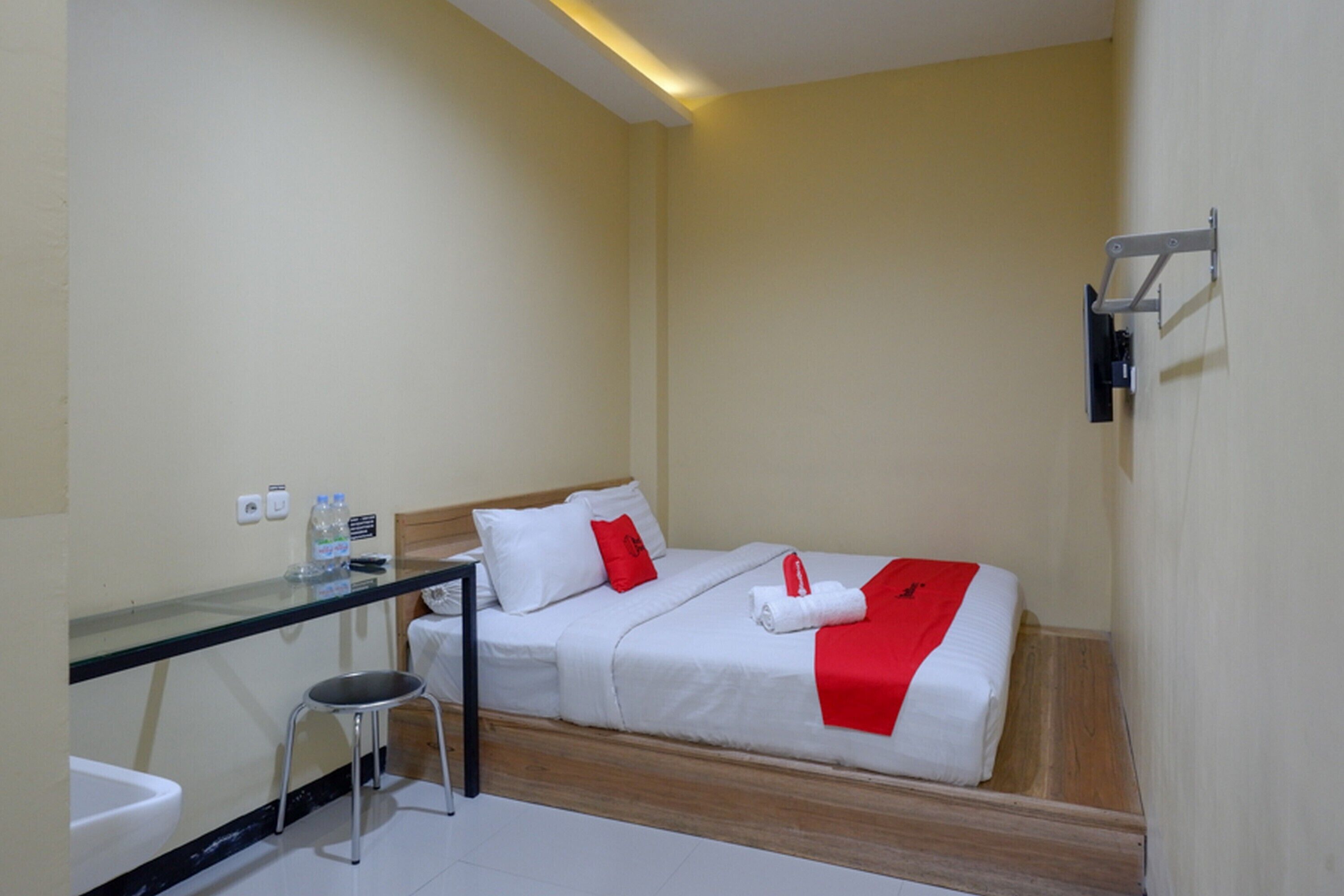 G Hotel Luwuk by RedDoorz