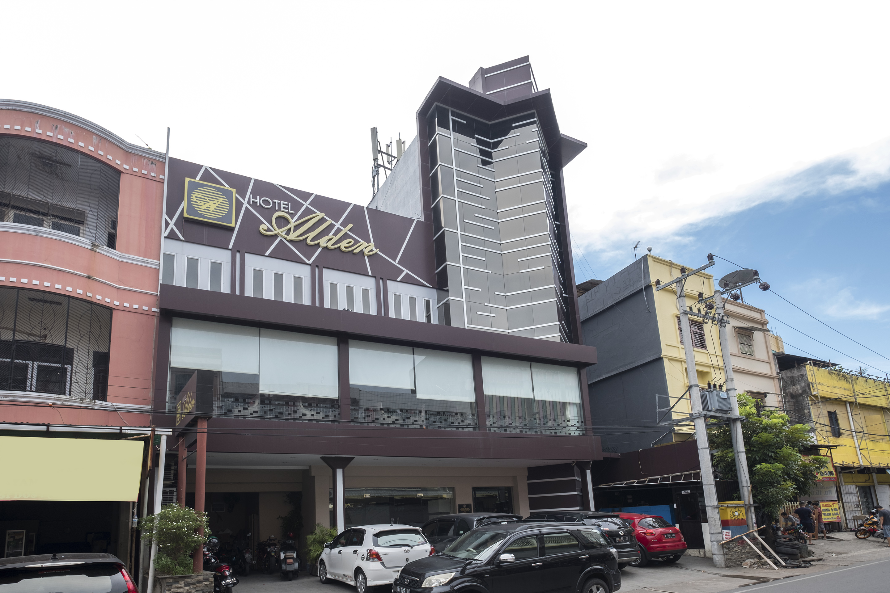 Alden Hotel by OYO Rooms