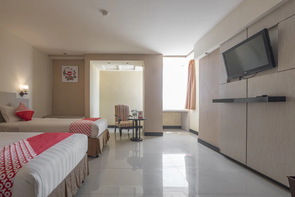 Allson City Hotel by OYO Rooms
