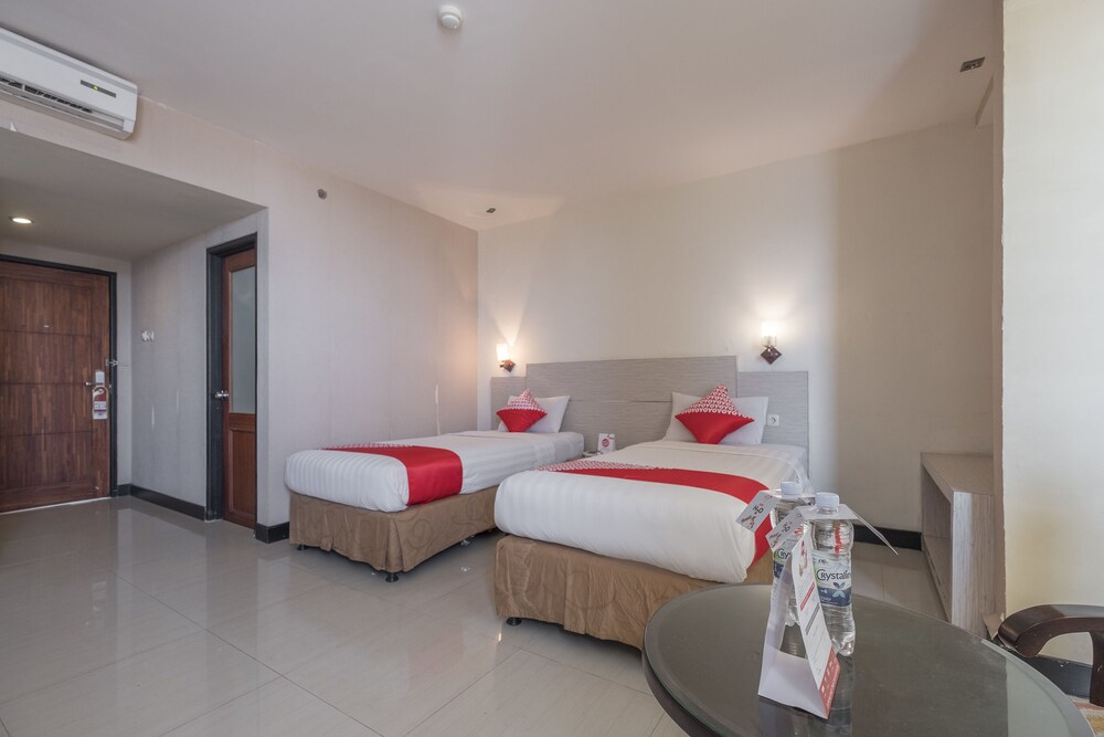 Allson City Hotel by OYO Rooms