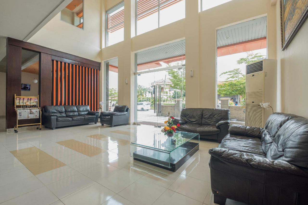 Asia Hotel Makassar by OYO