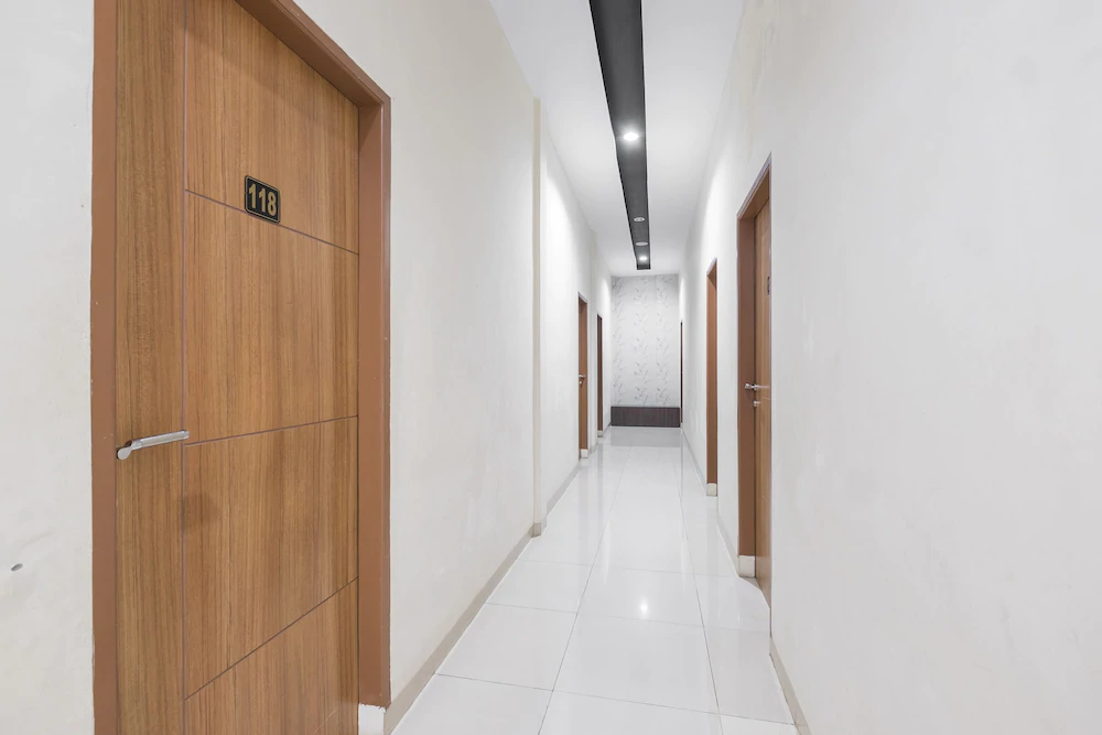 Astra Novilia Hotel