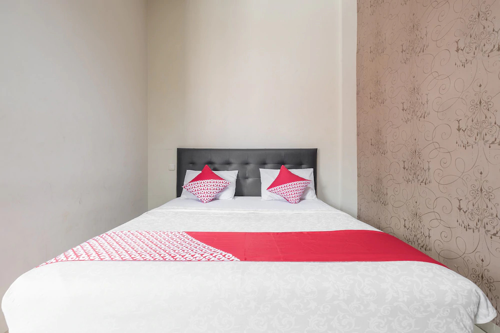 Astra Novilia Hotel