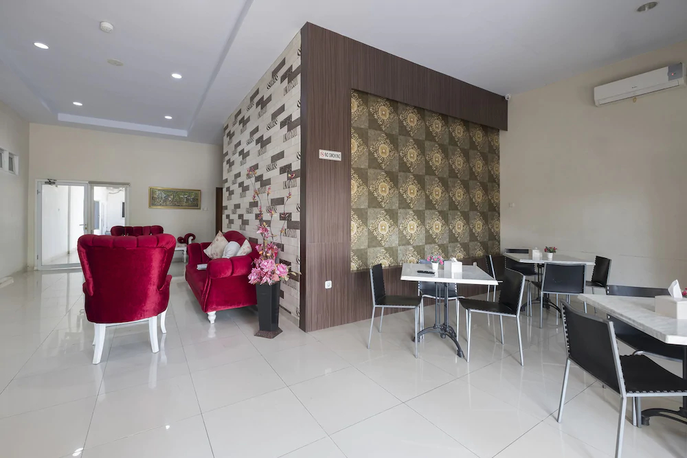 Astra Novilia Hotel